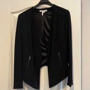 BCBG GENERATION SIZE MED BLAZER
